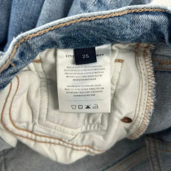 Citizens of Humanity Daphne Crop High-Rise Stovepipe Jeans Blue Distressed 25 - Picture 6 of 7